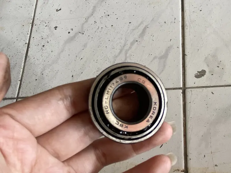 Bearing roda di tangan mekanik
